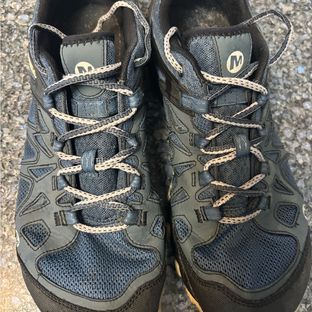 Merrell Men's Blue and Black Trail Running Shoes